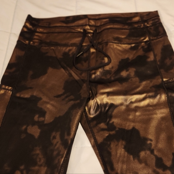 Zyia Metallic Pull on Luxe leggings - Picture 2 of 8